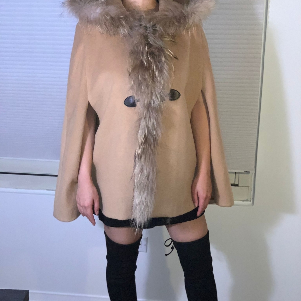 Camel fur poncho size small - Picture 9 of 9